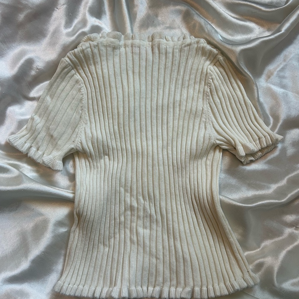 Elegant Cream Ribbed Women's Top - Picture 3 of 3